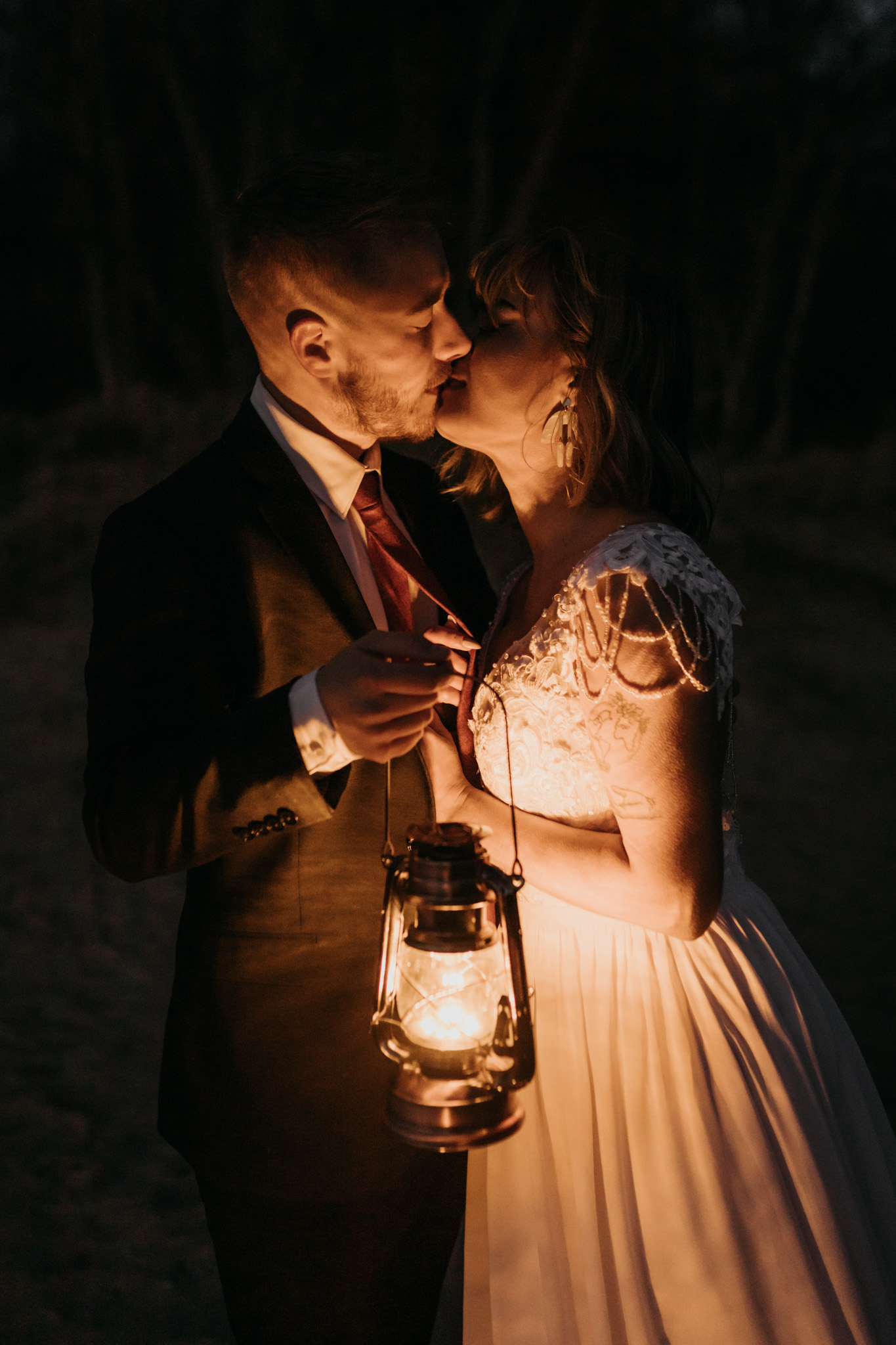 Elopement lantern portraits in the midwest