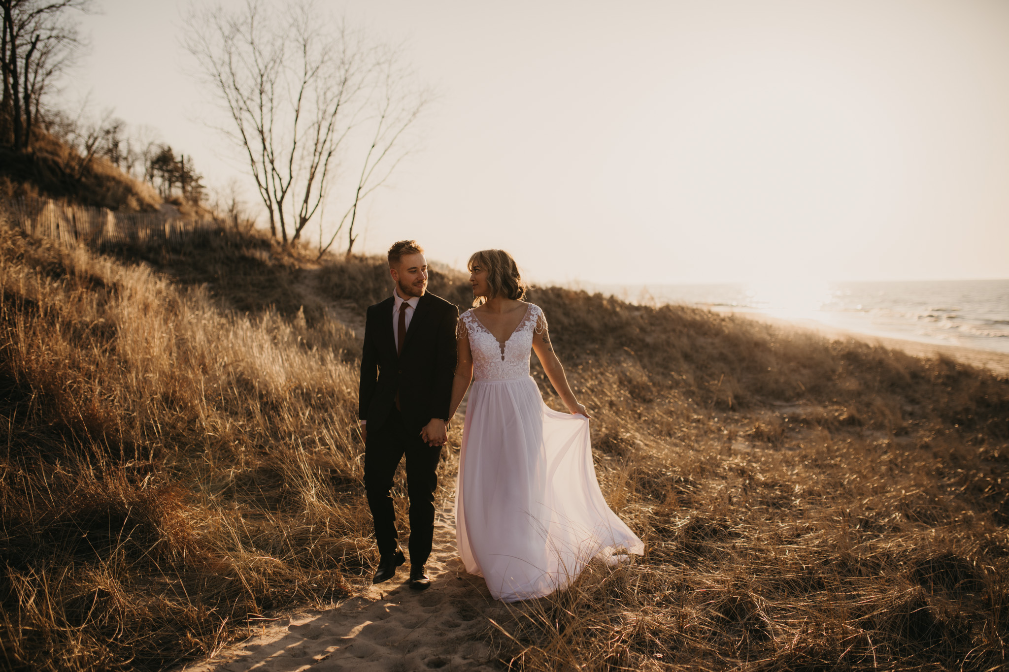 A midwest elopement at Indiana Dunes during golden hour