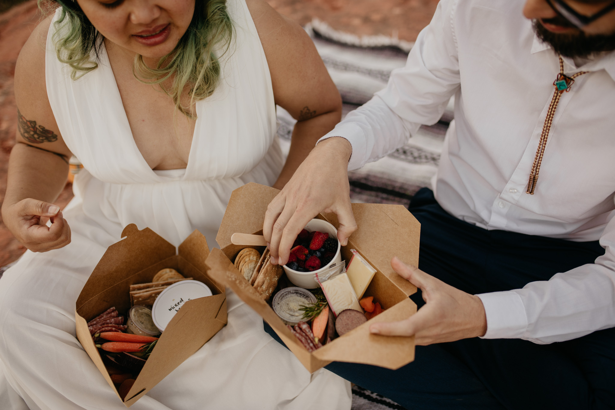 Sunset Sedona Elopement - A picnic in the red rocks of Arizona