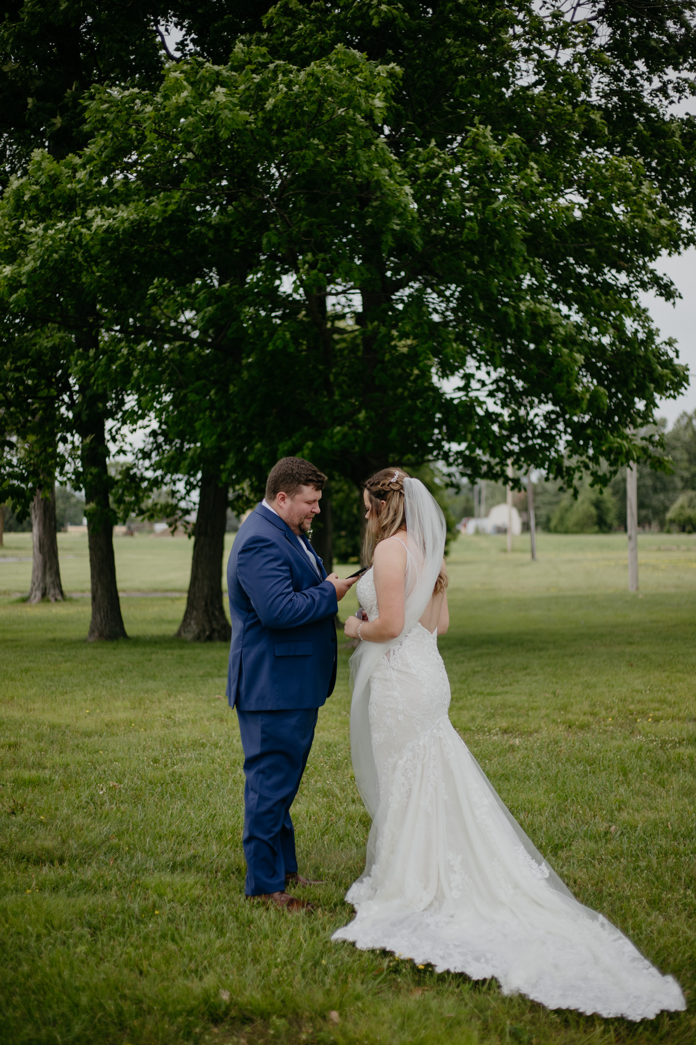 The sweetest first look at this Indiana summer wedding