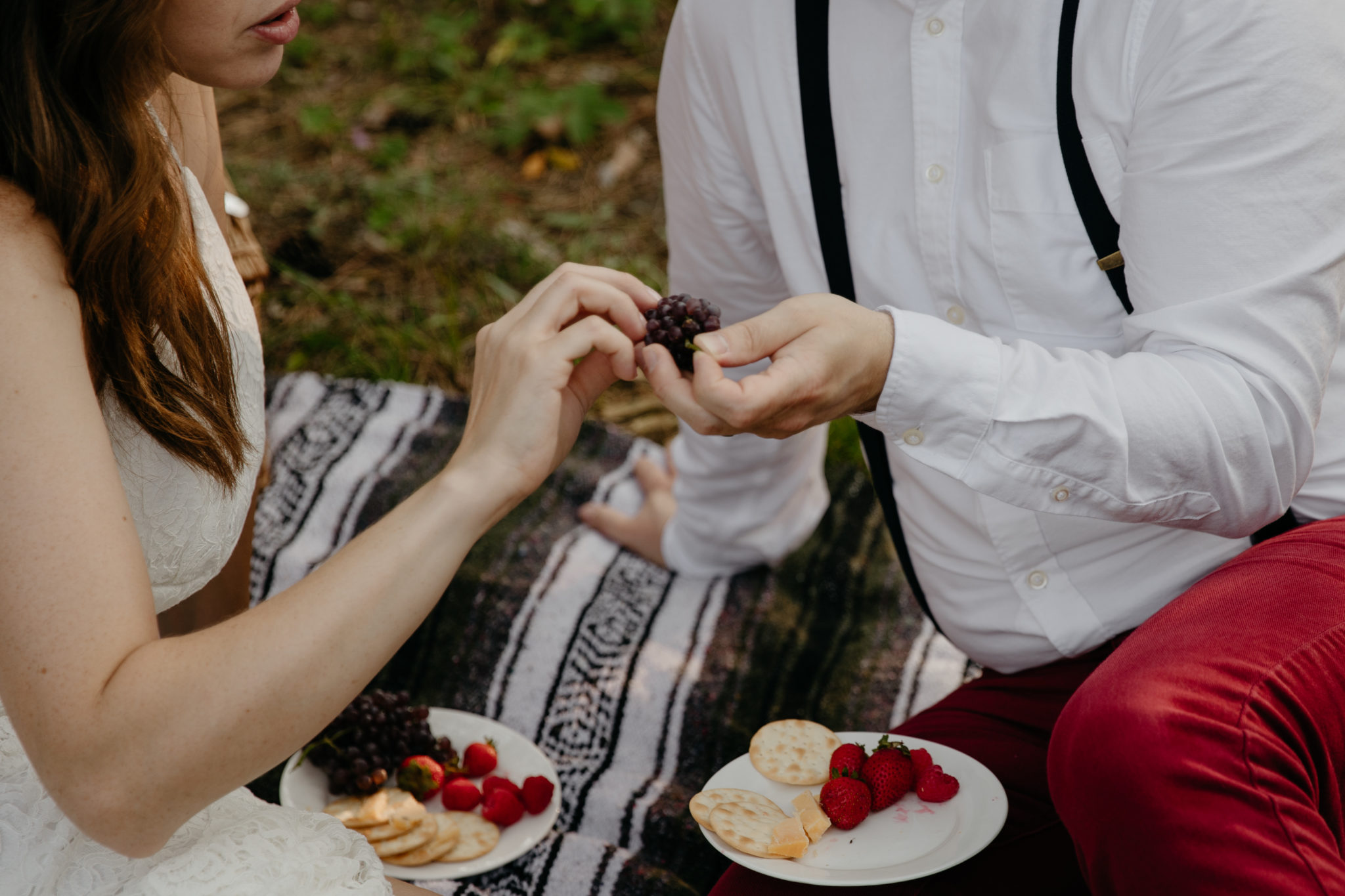 The prettiest forest picnic // Michigan elopement at Manistee Forest