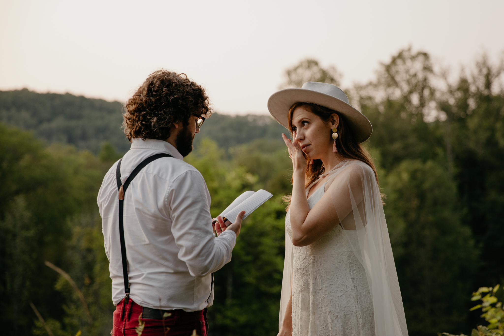 Elopements vs. Traditional Weddings: The Six Major Differences