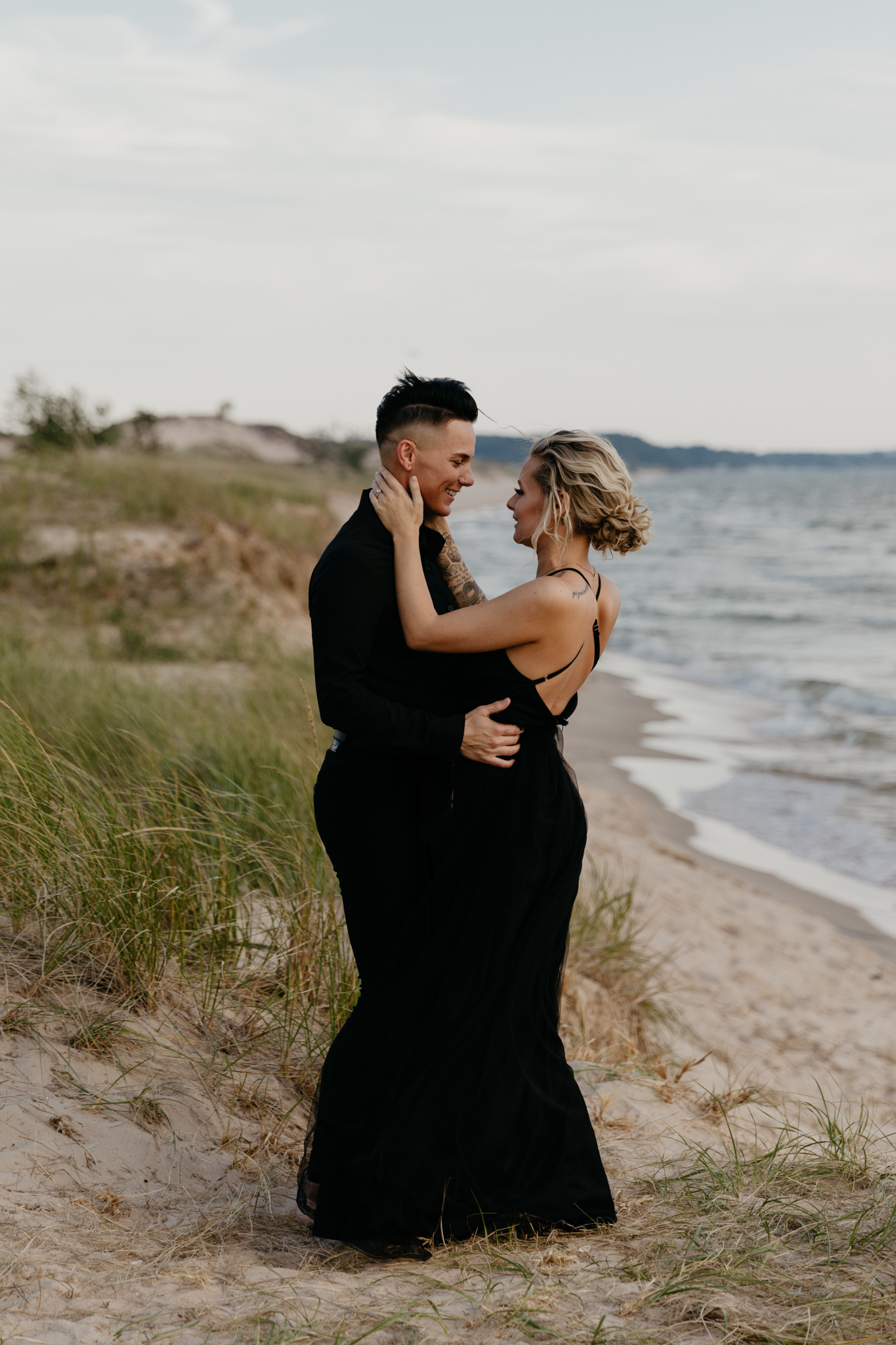 All the moody vibes with this Lake Michigan elopement