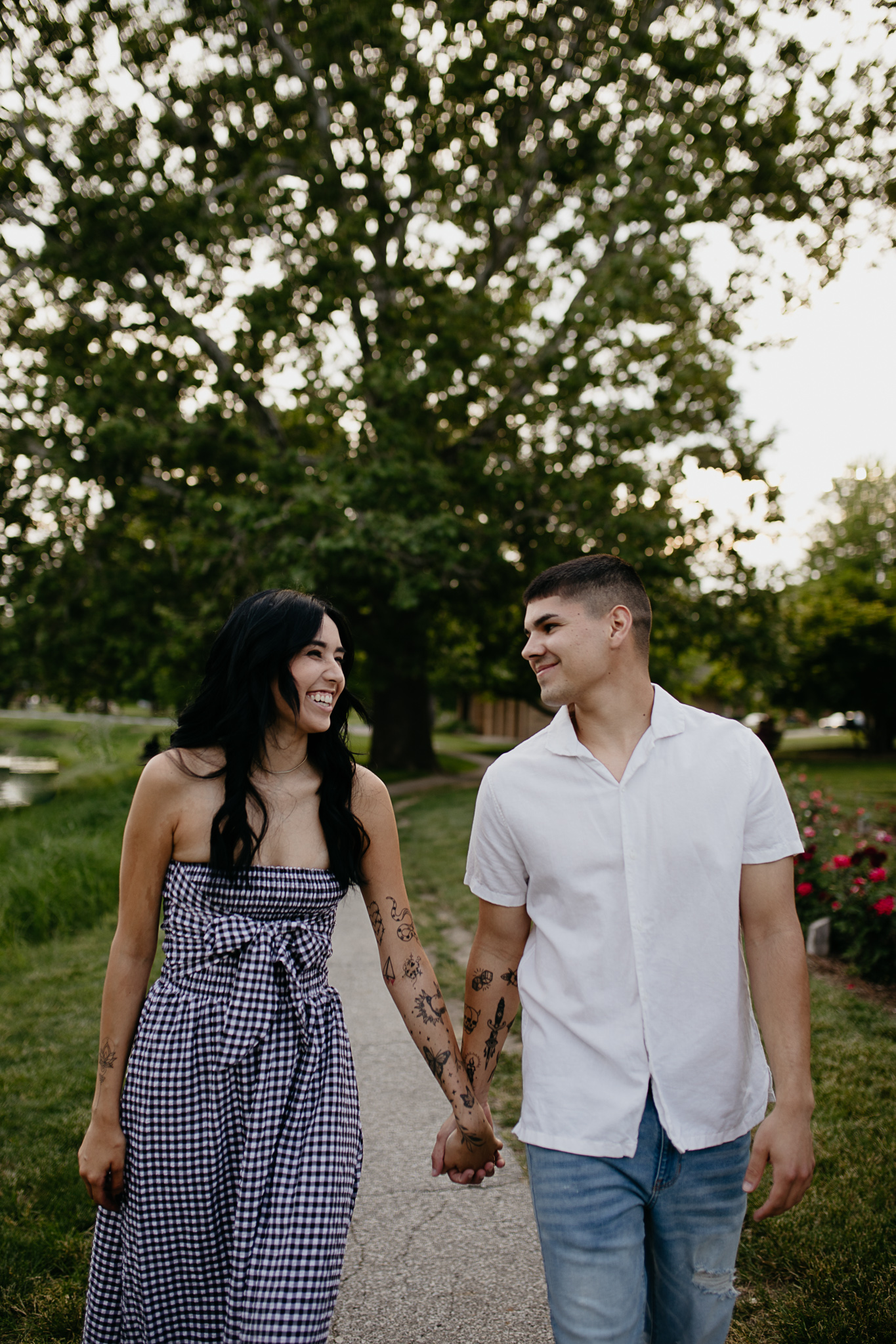 Lakeside Park Engagement // Indiana Wedding Photographer