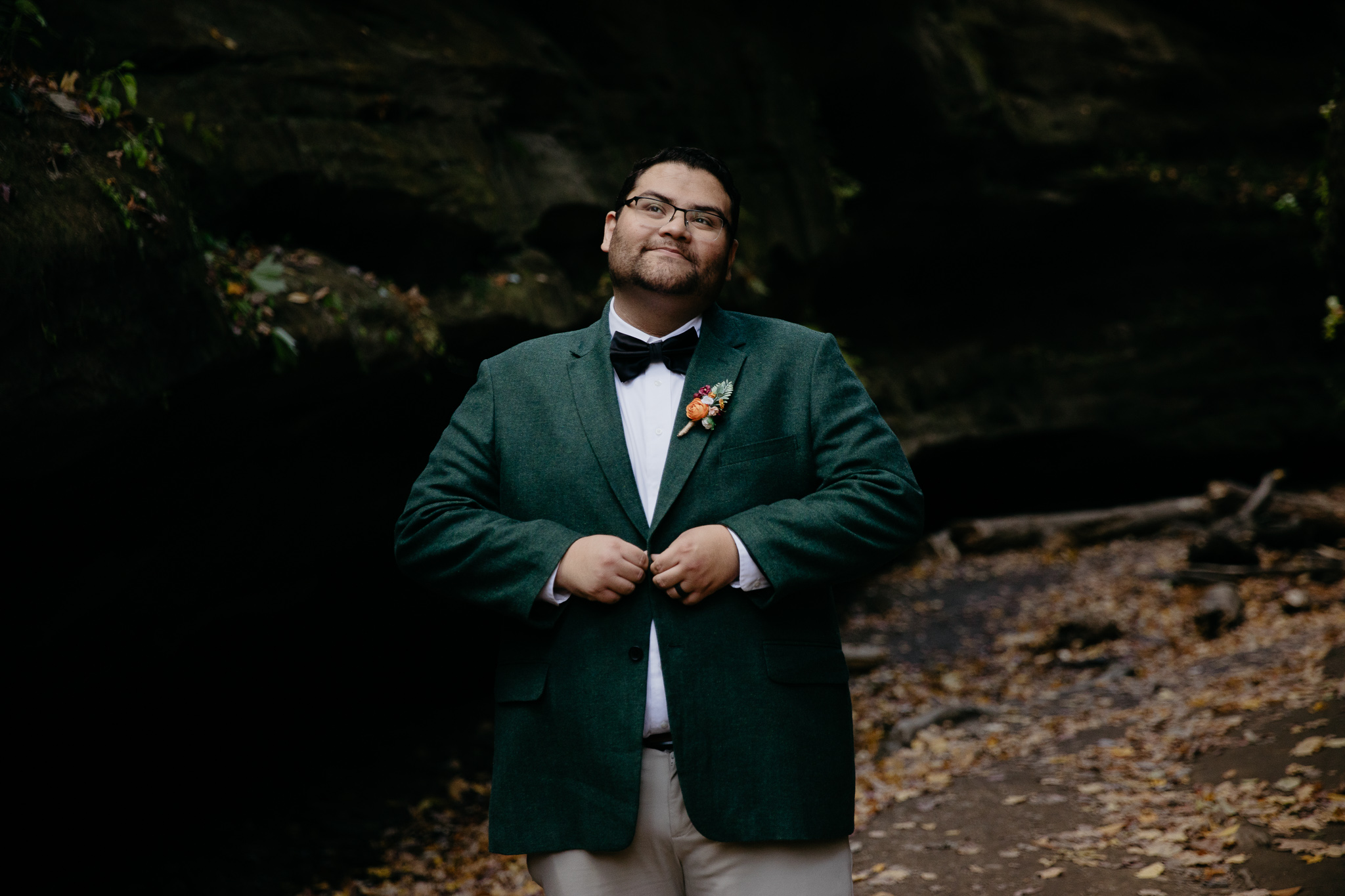 A groom standing in Bear Canyon at Turkey Run State Park, Indiana