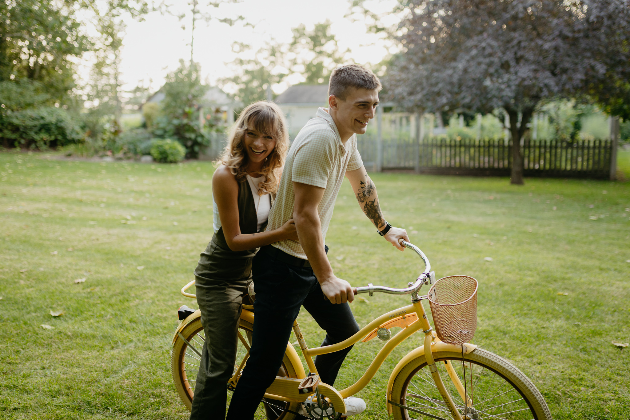 Defries Gardens Indiana couple photos || riding a bike together