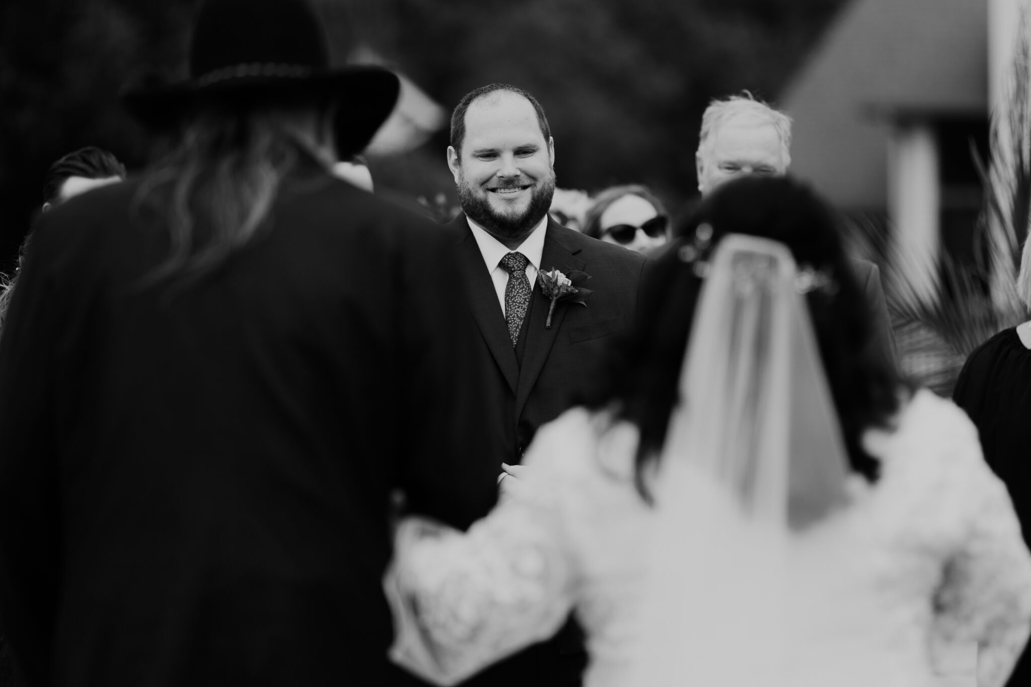 Fort Wayne Indiana Backyard wedding ceremony