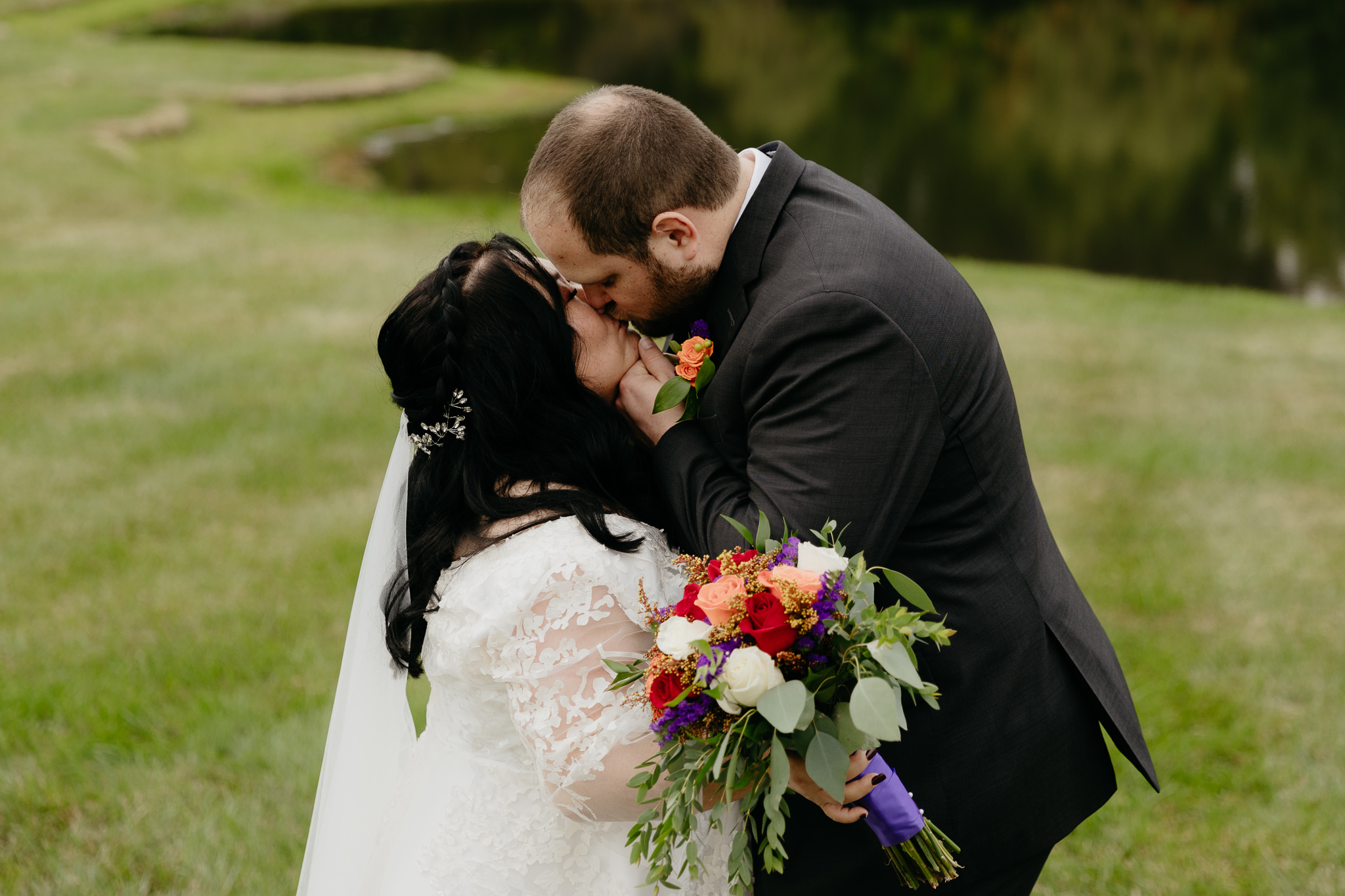 Fort Wayne Backyard Wedding in Indiana || Outdoor Couple Photos