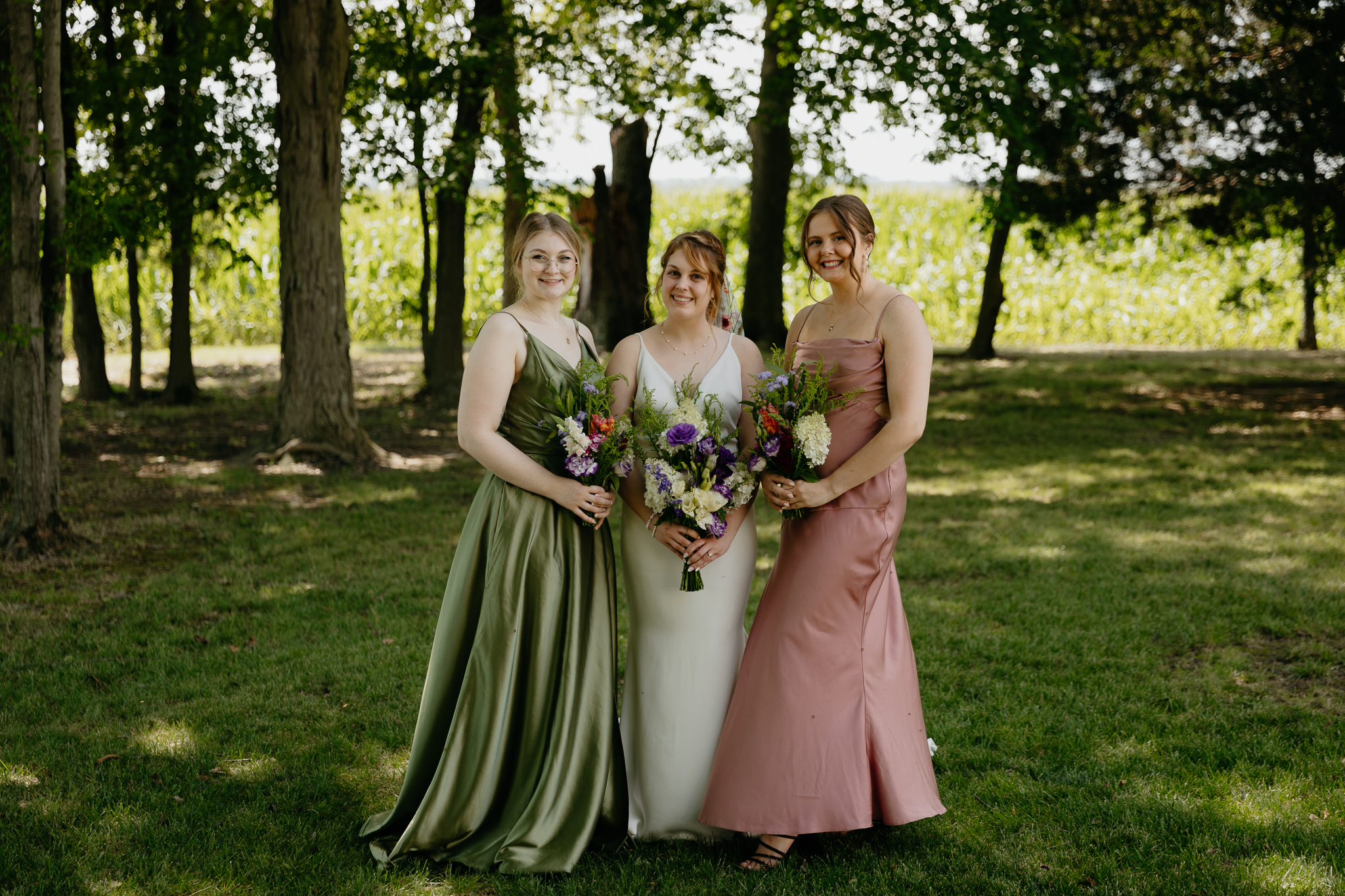 Outdoor Indiana Wedding in Summer // Bridal Party