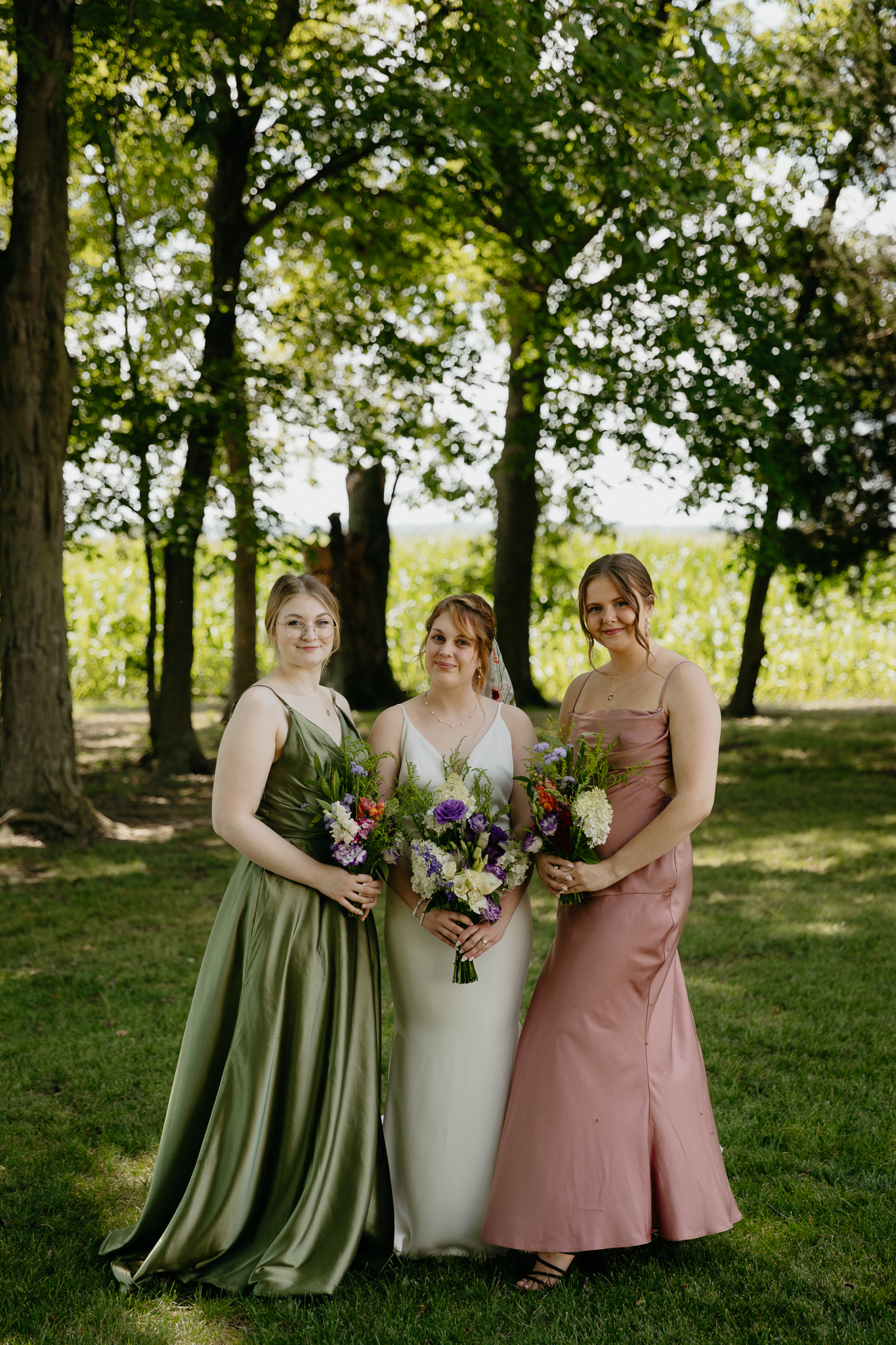 Outdoor Indiana Wedding in Summer // Bridal Party