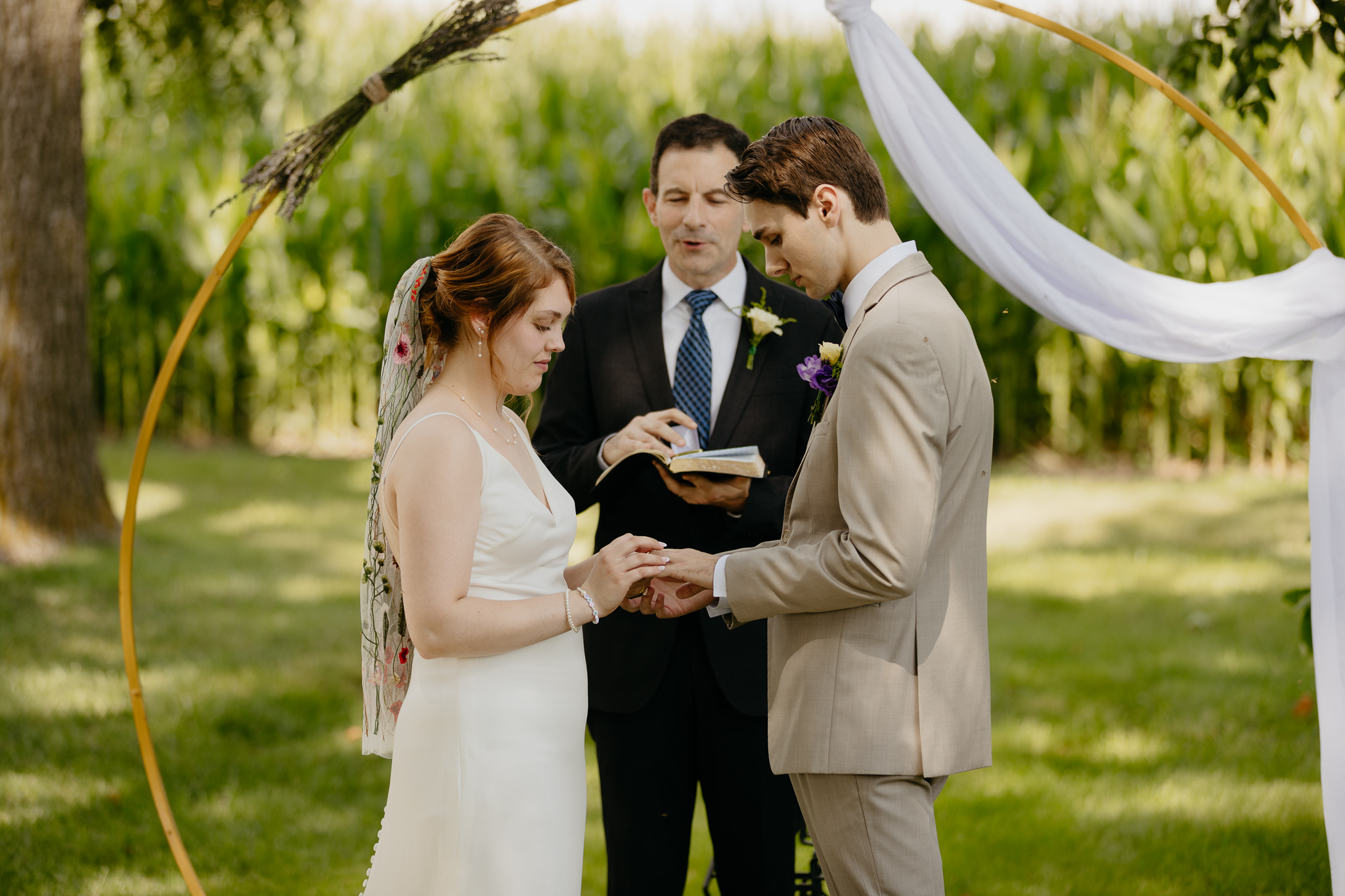 Intimate Indiana Outdoor Wedding in Summer // Ceremony, Vows, and Exchanging Rings