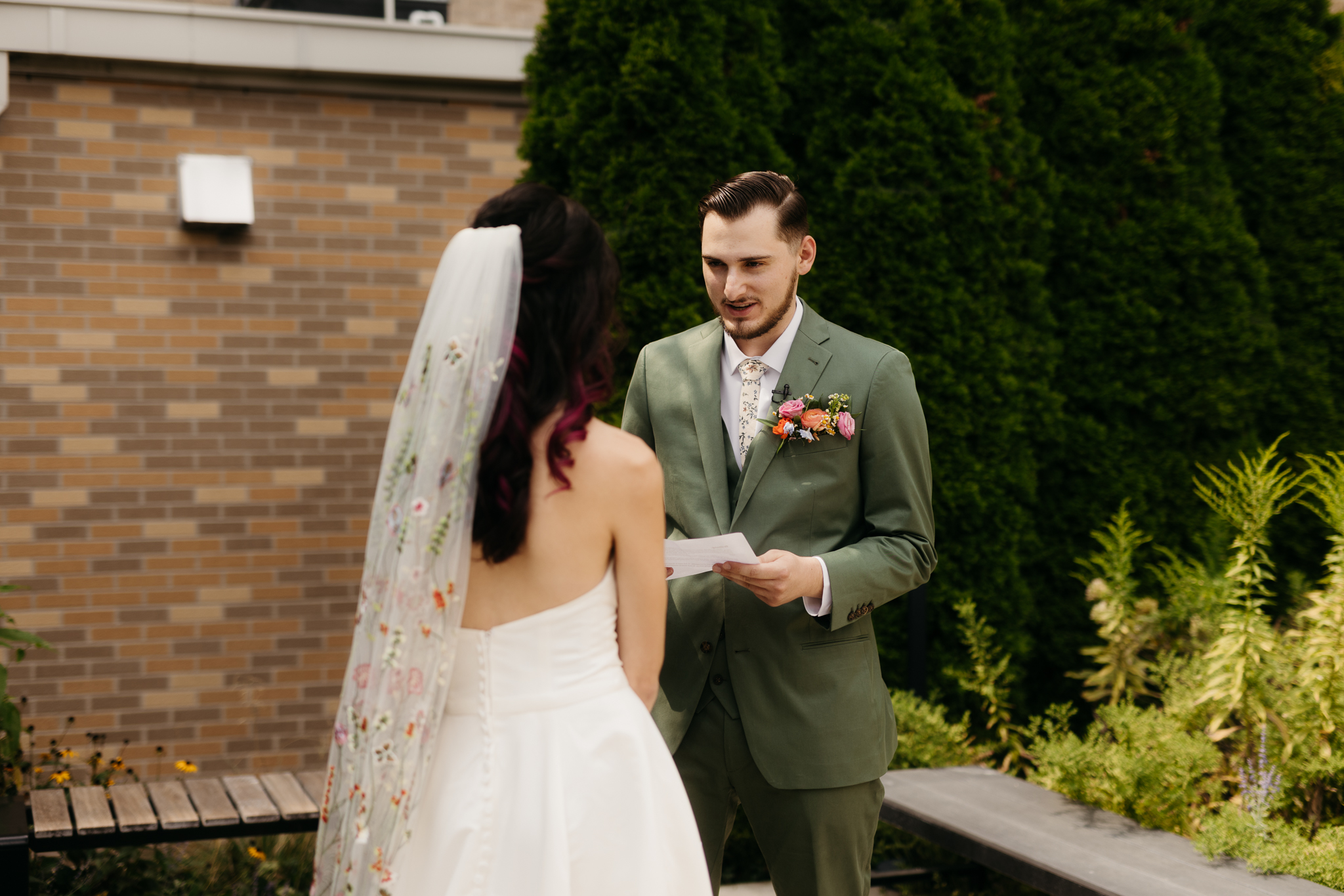 The Prettiest Fort Wayne Botanical Gardens Wedding at Foellinger-Freimann Botanical Conservatory