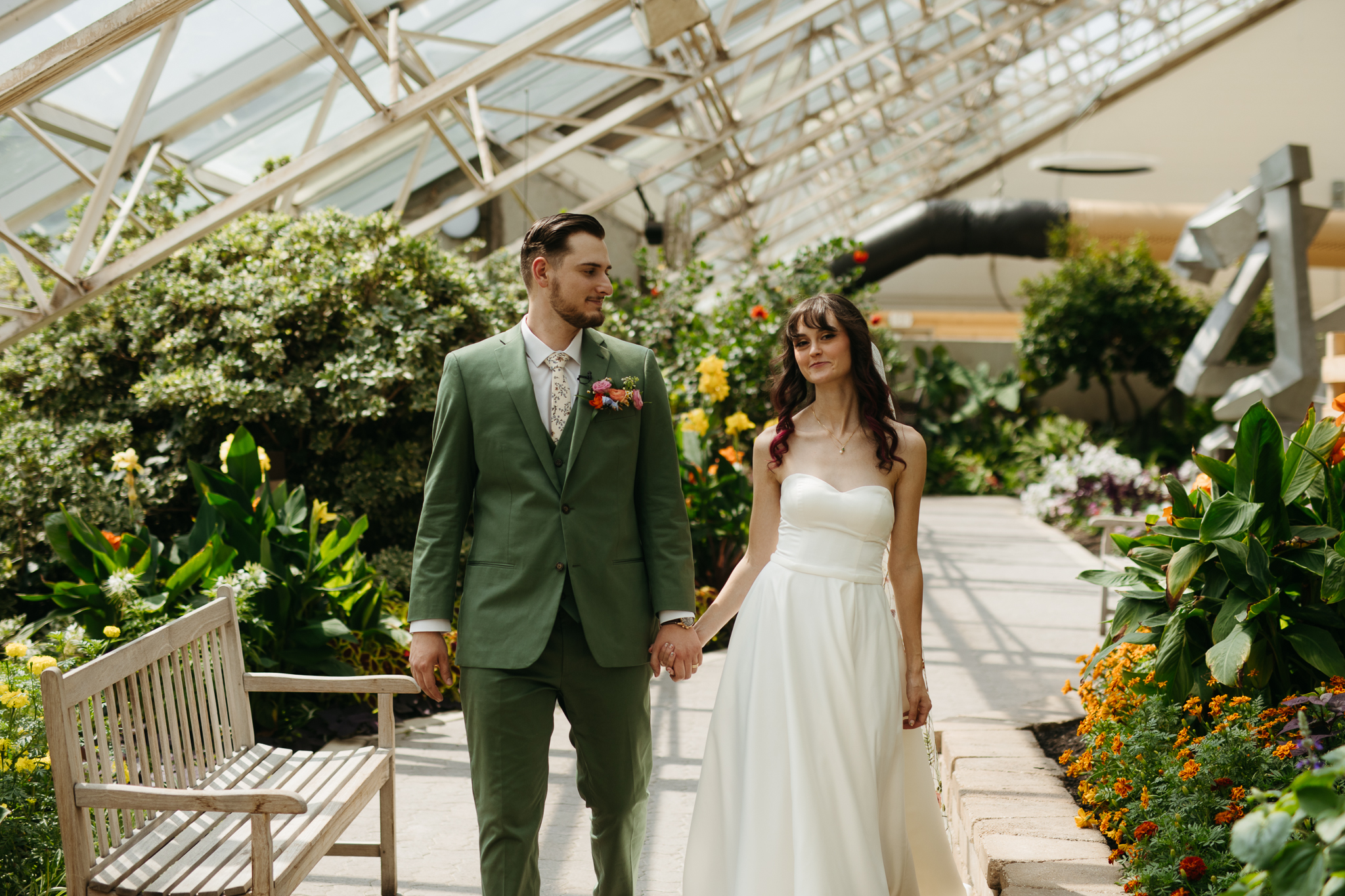 The Prettiest Fort Wayne Botanical Gardens Wedding at Foellinger-Freimann Botanical Conservatory