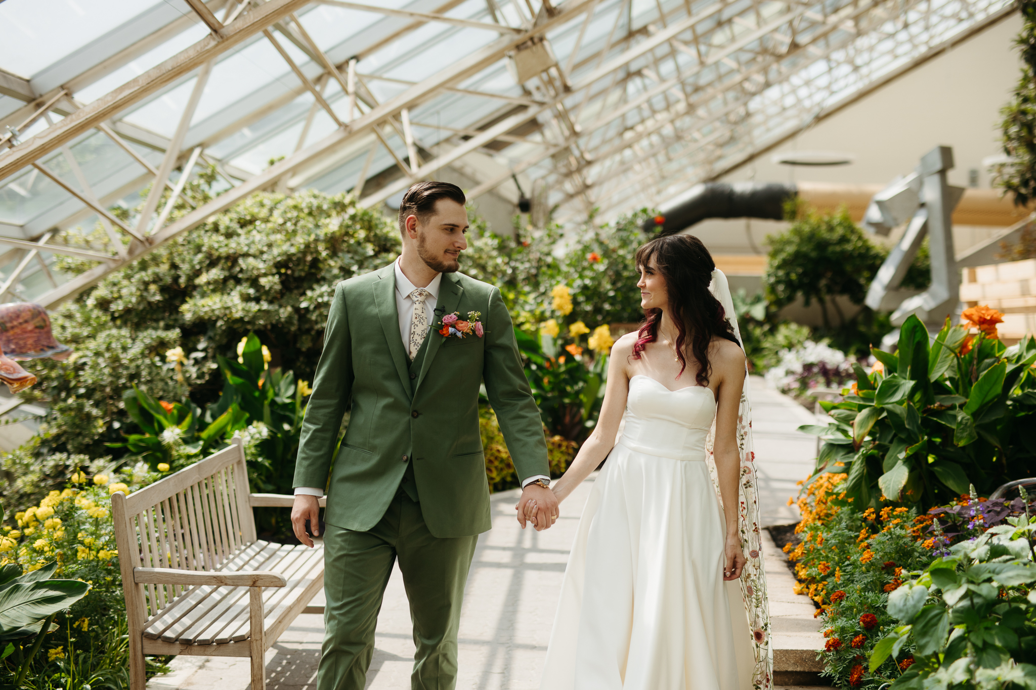 The Prettiest Fort Wayne Botanical Gardens Wedding at Foellinger-Freimann Botanical Conservatory