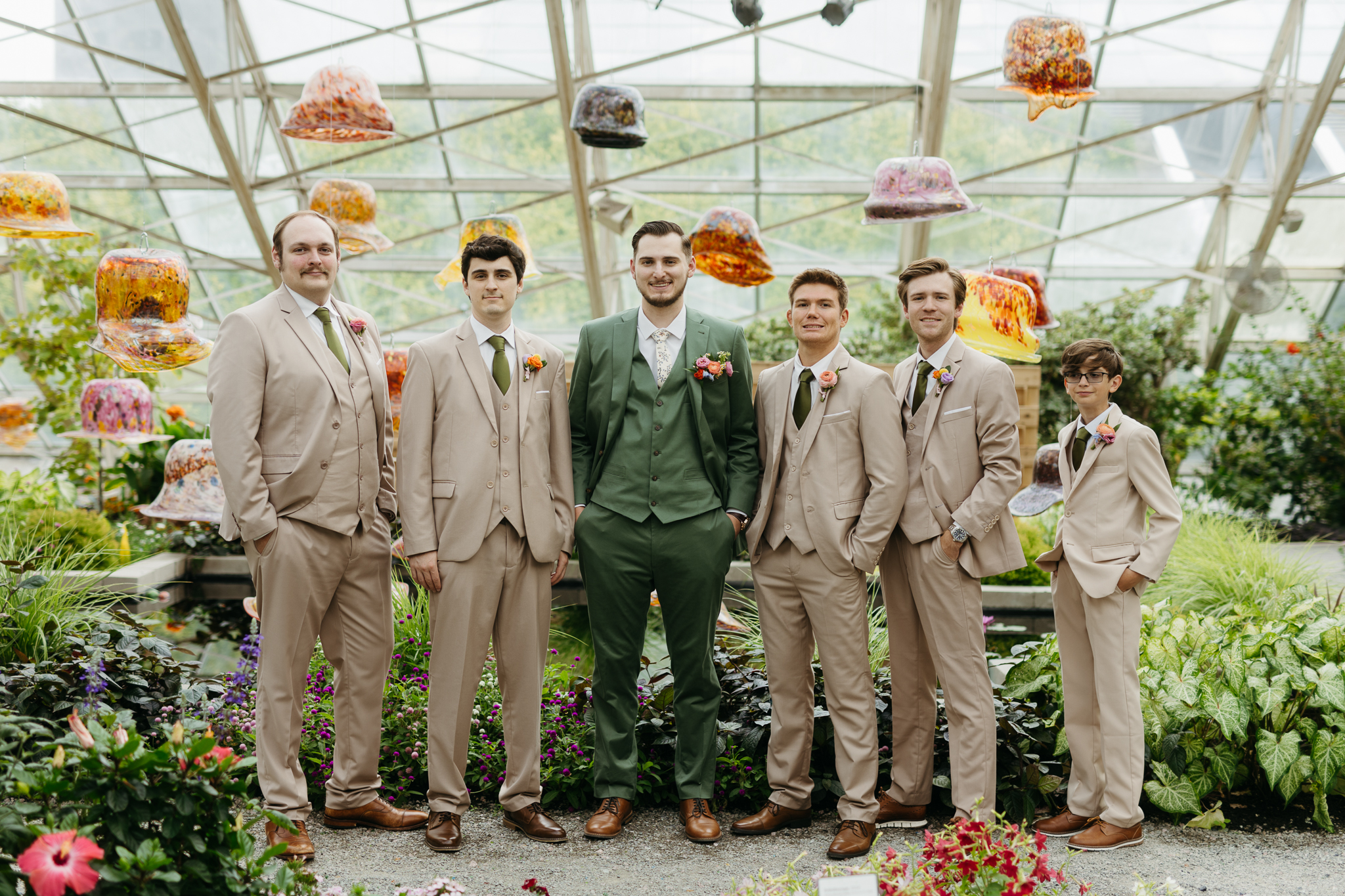 The Prettiest Fort Wayne Botanical Gardens Wedding at Foellinger-Freimann Botanical Conservatory