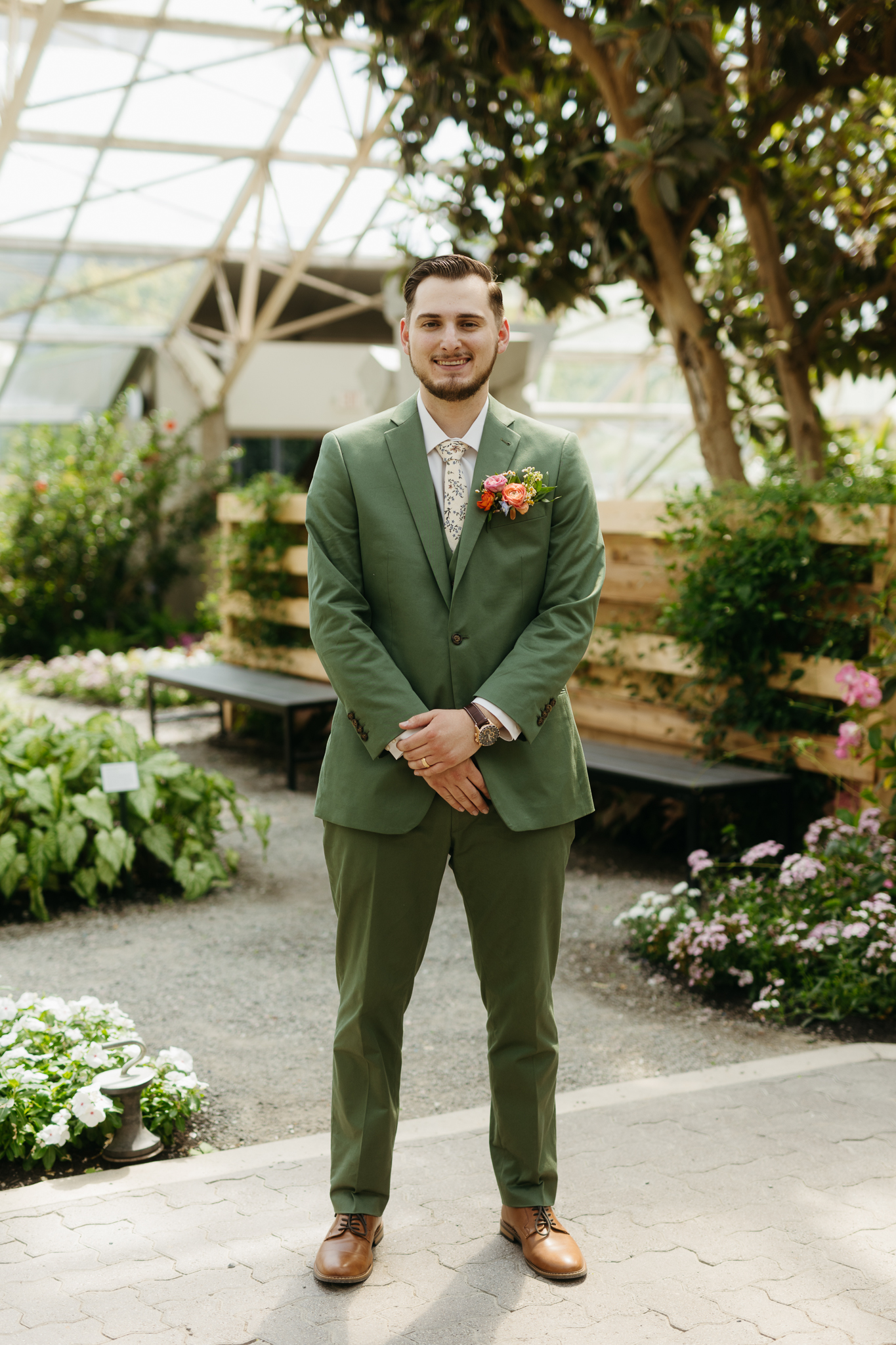 The Prettiest Fort Wayne Botanical Gardens Wedding at Foellinger-Freimann Botanical Conservatory