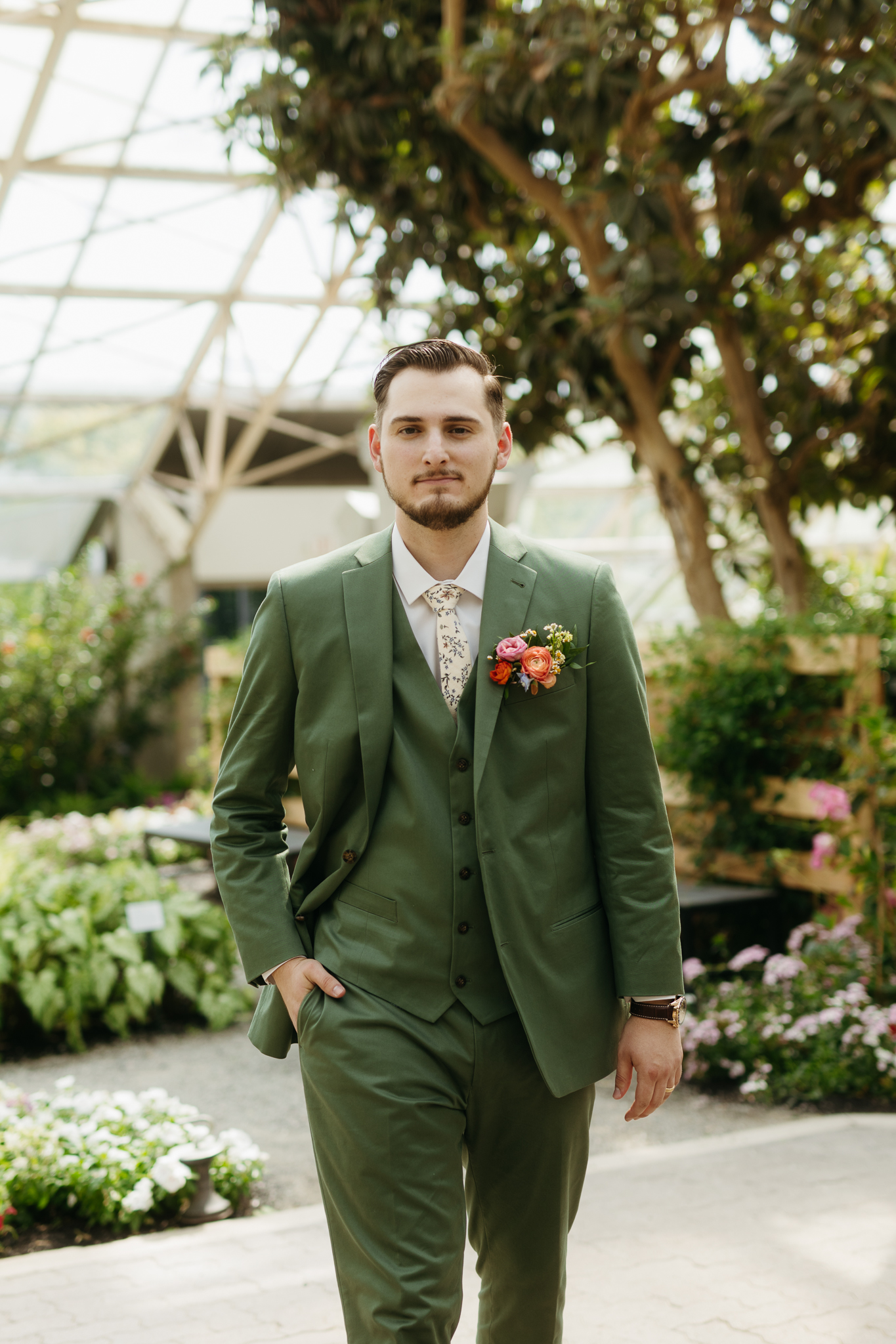 The Prettiest Fort Wayne Botanical Gardens Wedding at Foellinger-Freimann Botanical Conservatory