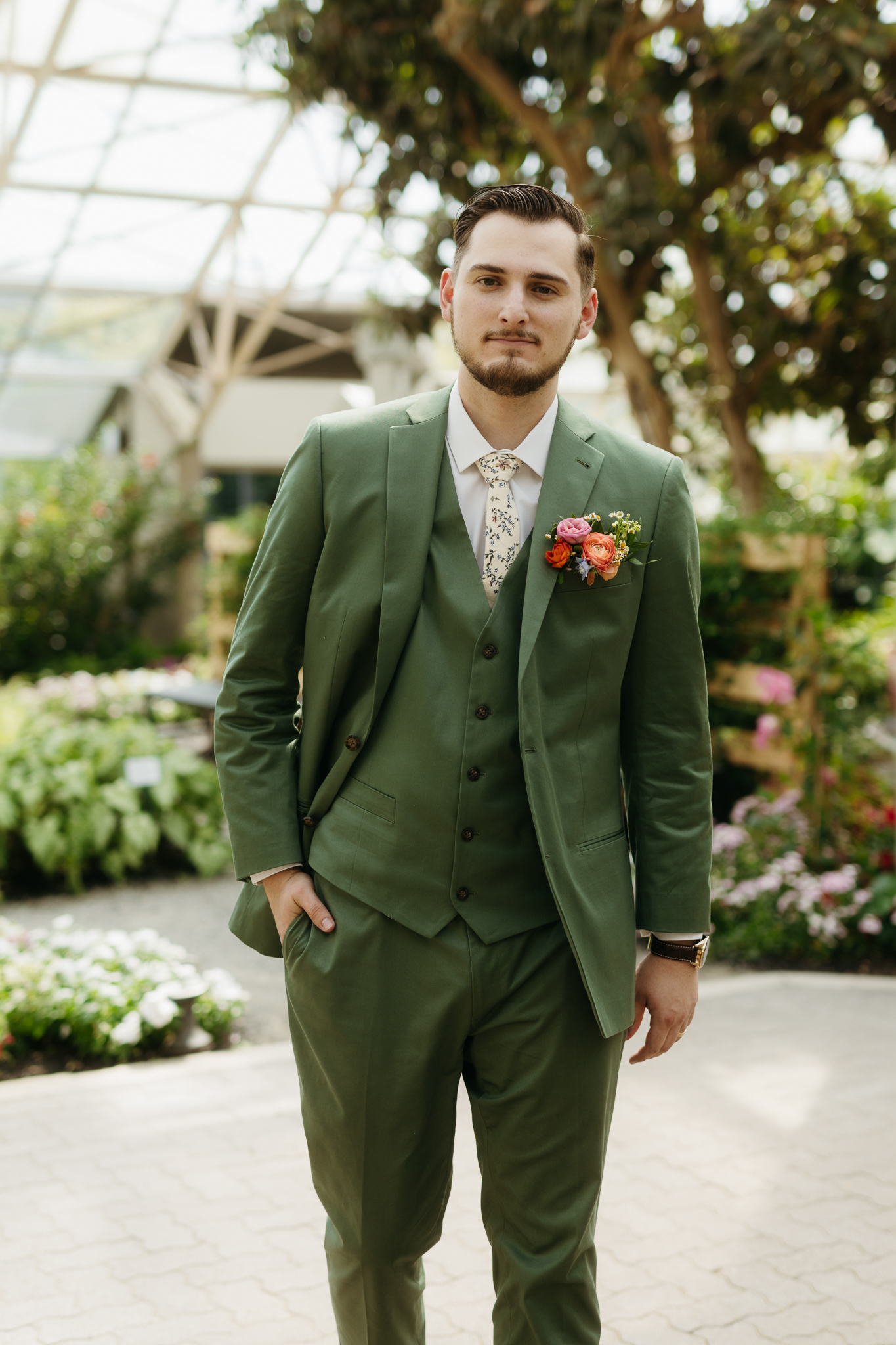 The Prettiest Fort Wayne Botanical Gardens Wedding at Foellinger-Freimann Botanical Conservatory