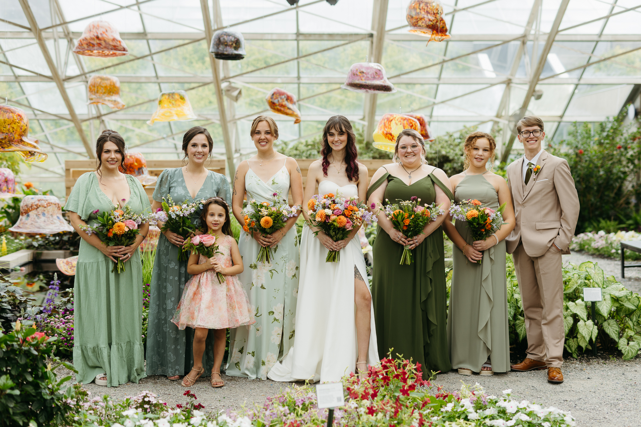 The Prettiest Fort Wayne Botanical Gardens Wedding at Foellinger-Freimann Botanical Conservatory