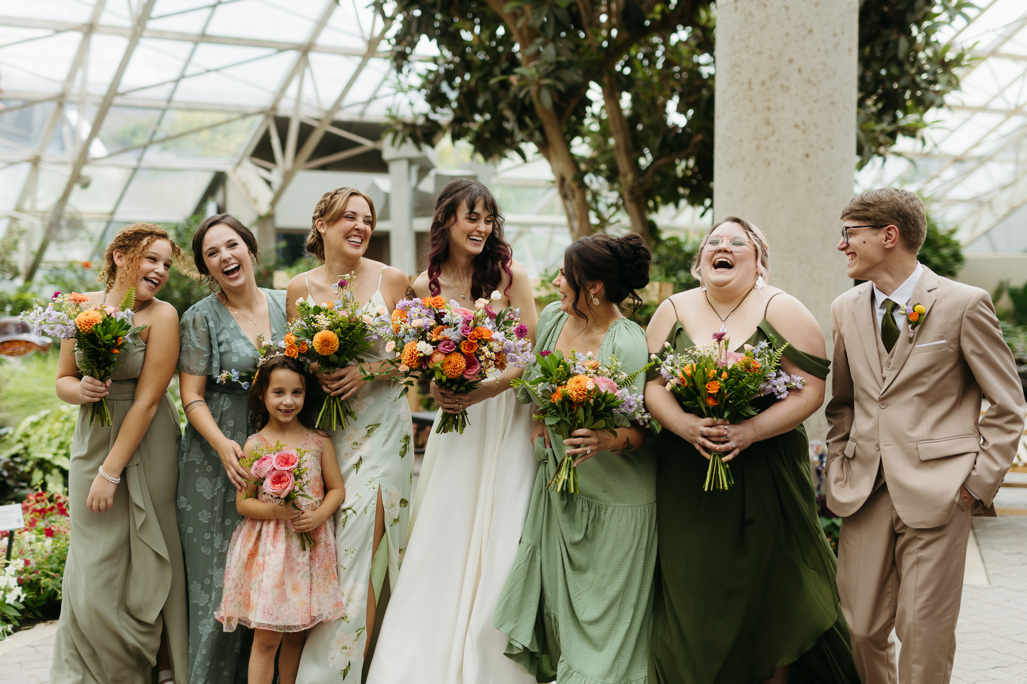 The Prettiest Fort Wayne Botanical Gardens Wedding at Foellinger-Freimann Botanical Conservatory