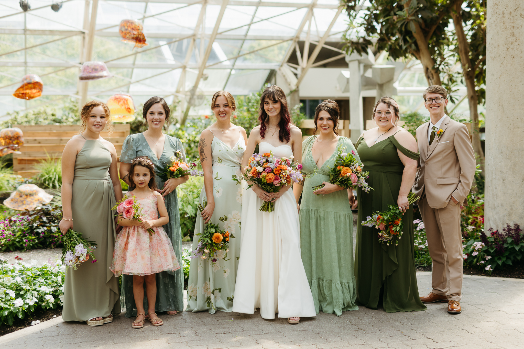 The Prettiest Fort Wayne Botanical Gardens Wedding at Foellinger-Freimann Botanical Conservatory