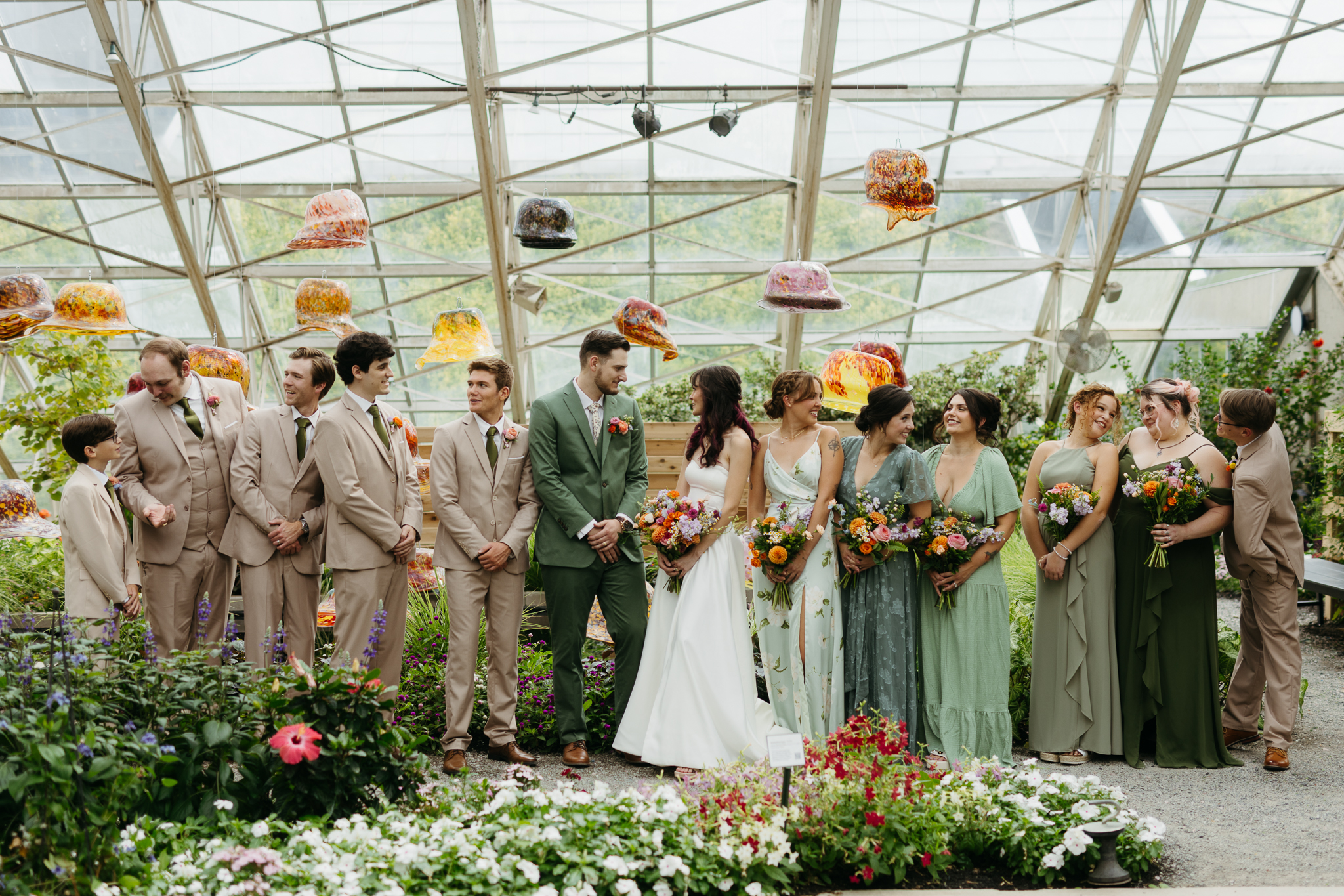 The Prettiest Fort Wayne Botanical Gardens Wedding at Foellinger-Freimann Botanical Conservatory