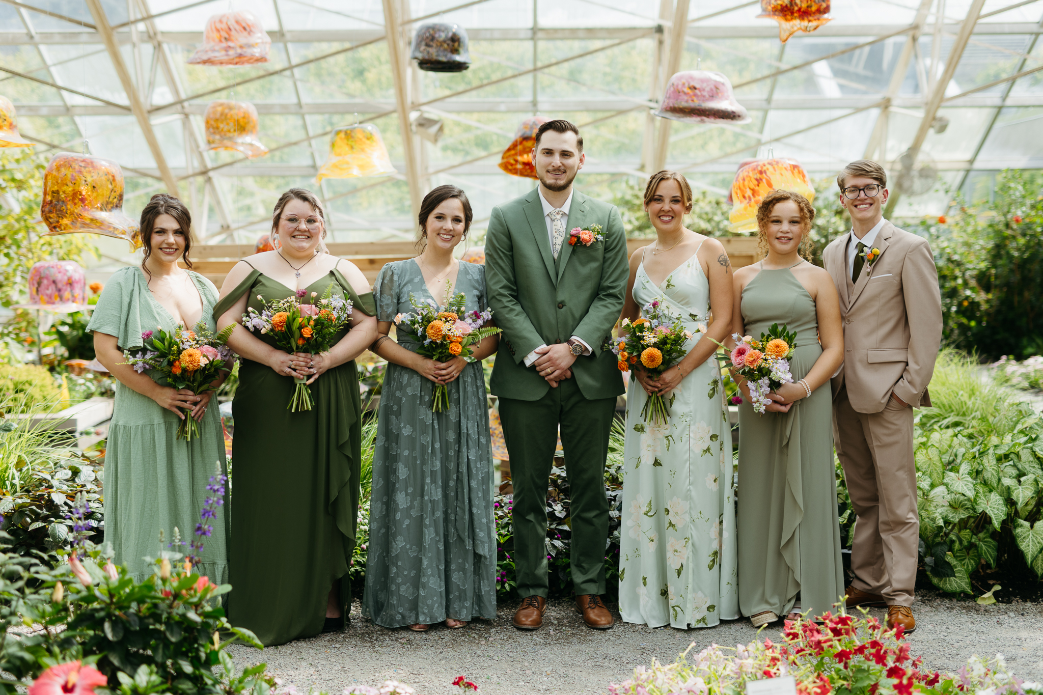 The Prettiest Fort Wayne Botanical Gardens Wedding at Foellinger-Freimann Botanical Conservatory