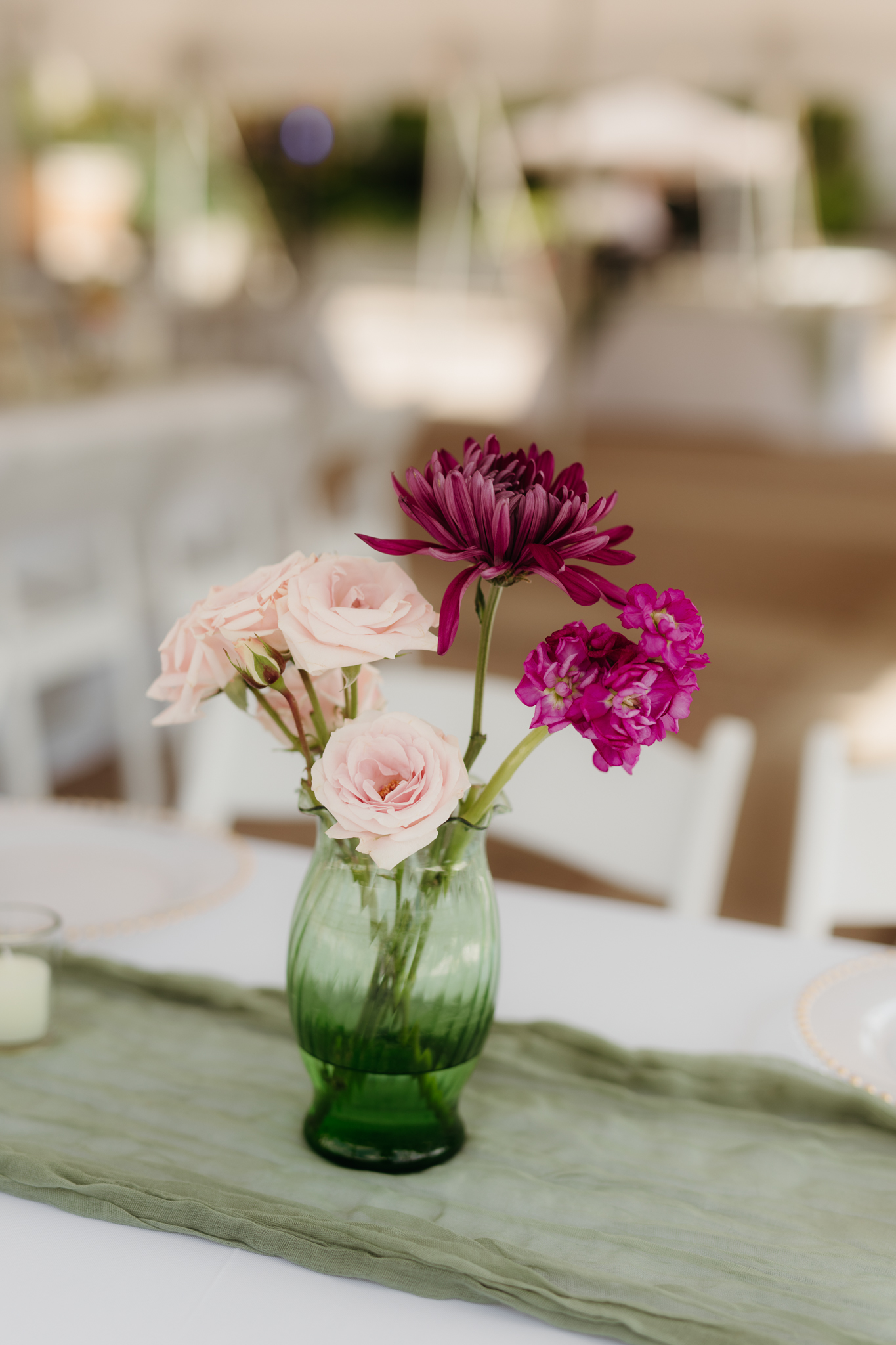 The Prettiest Fort Wayne Botanical Gardens Wedding at Foellinger-Freimann Botanical Conservatory