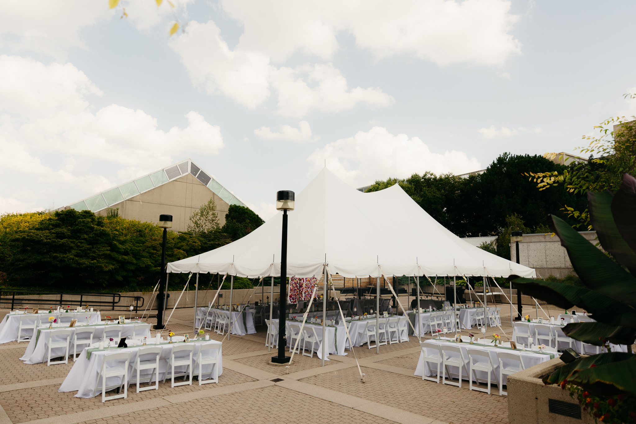 The Prettiest Fort Wayne Botanical Gardens Wedding at Foellinger-Freimann Botanical Conservatory