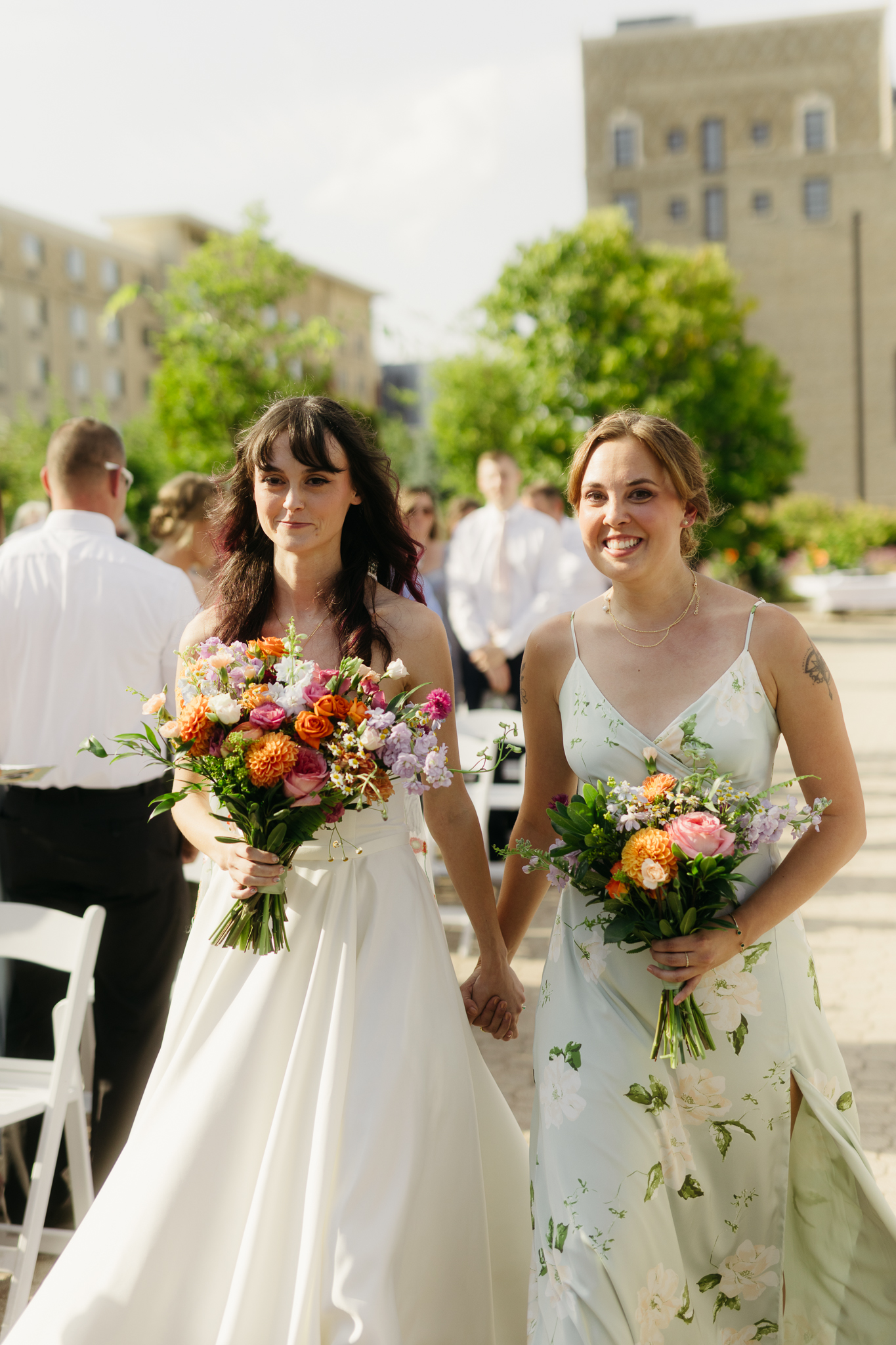 The Prettiest Fort Wayne Botanical Gardens Wedding at Foellinger-Freimann Botanical Conservatory