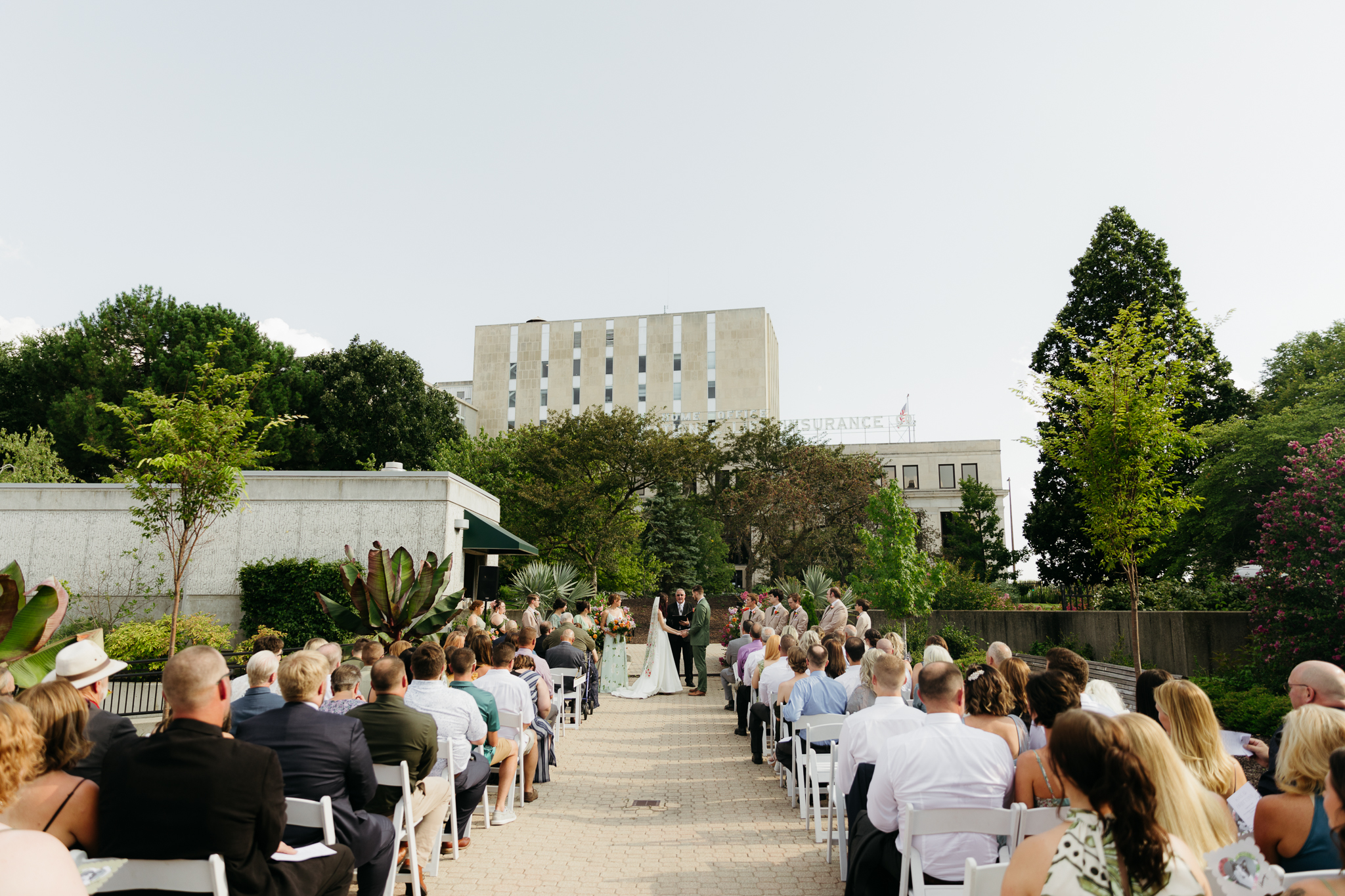 The Prettiest Fort Wayne Botanical Gardens Wedding at Foellinger-Freimann Botanical Conservatory