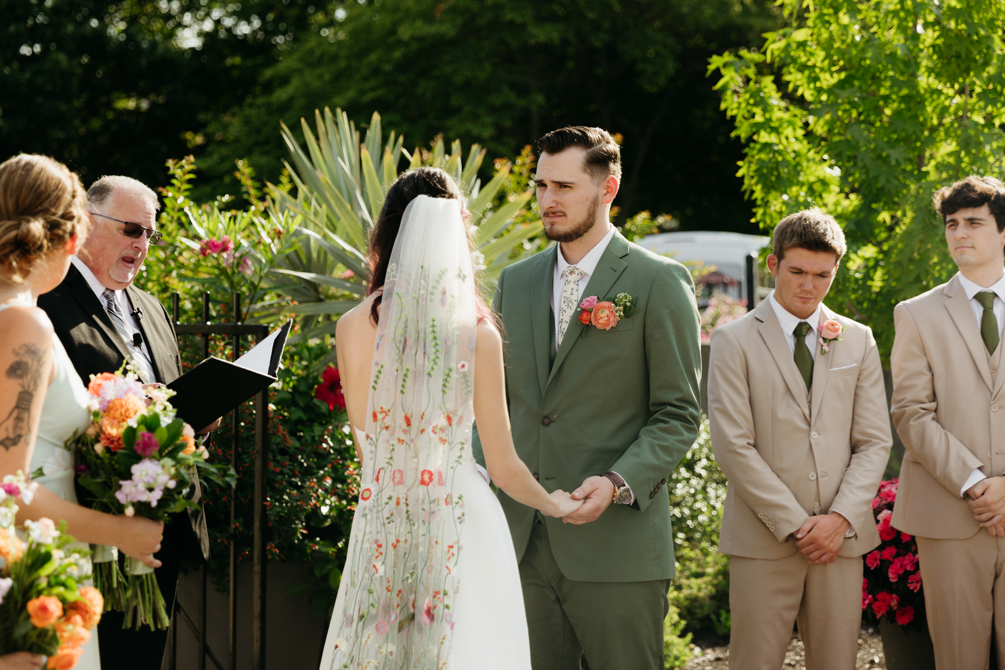 The Prettiest Fort Wayne Botanical Gardens Wedding at Foellinger-Freimann Botanical Conservatory