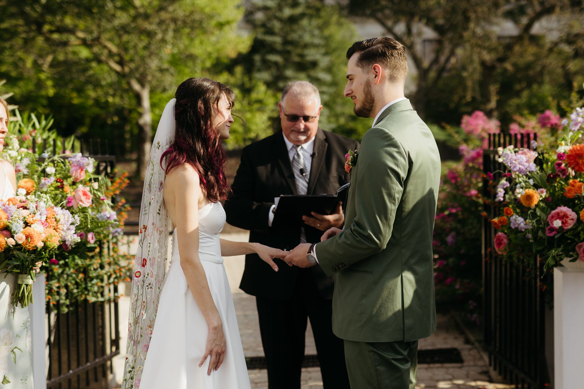 The Prettiest Fort Wayne Botanical Gardens Wedding at Foellinger-Freimann Botanical Conservatory