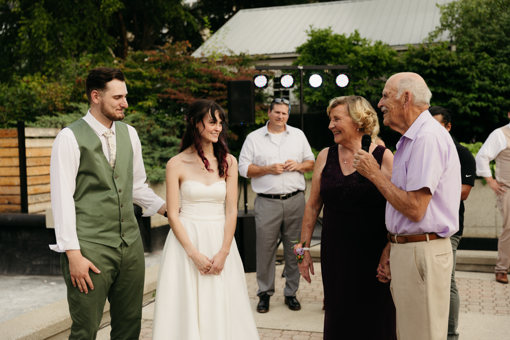 The Prettiest Fort Wayne Botanical Gardens Wedding at Foellinger-Freimann Botanical Conservatory