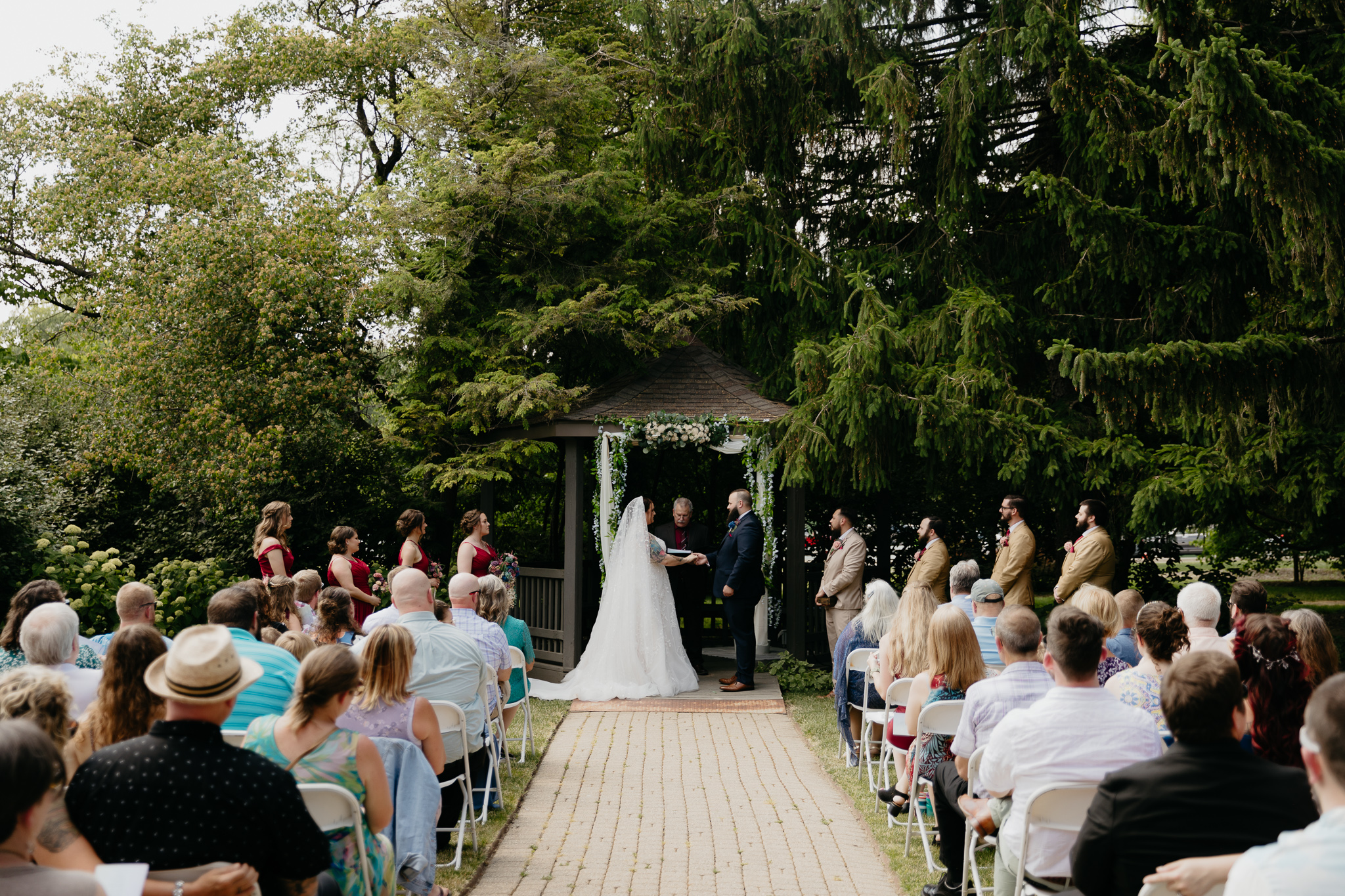 The Prettiest Outdoor Wedding Venues in Fort Wayne, Indiana || Indiana Wedding & Elopement Photography