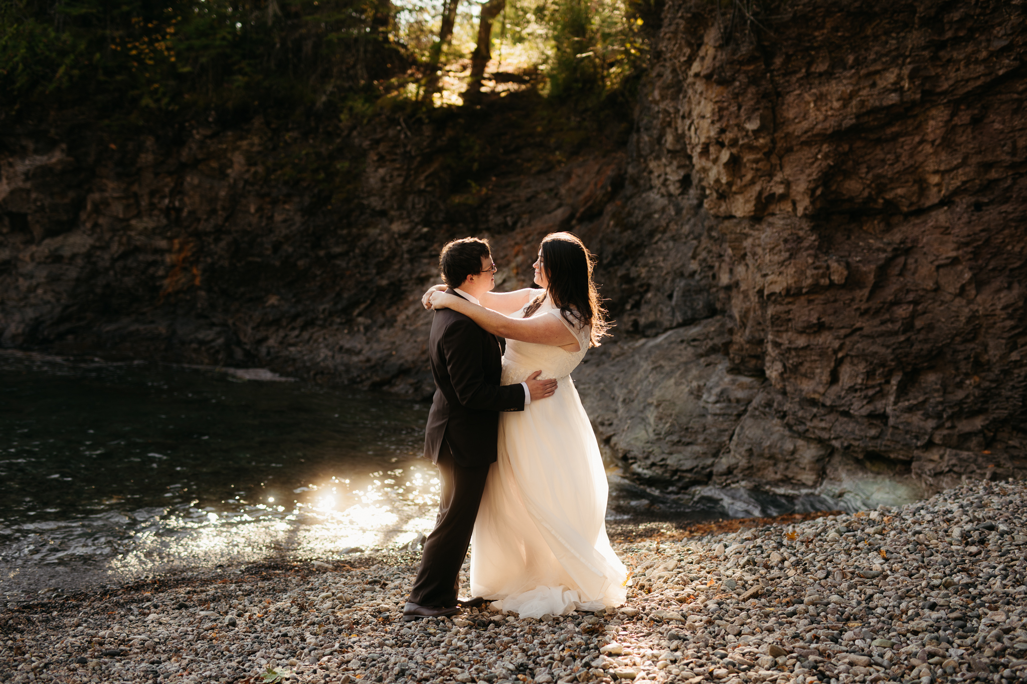 Sunrise Elopement at Presque Isle Park || Upper Peninsula, Michigan Elopements