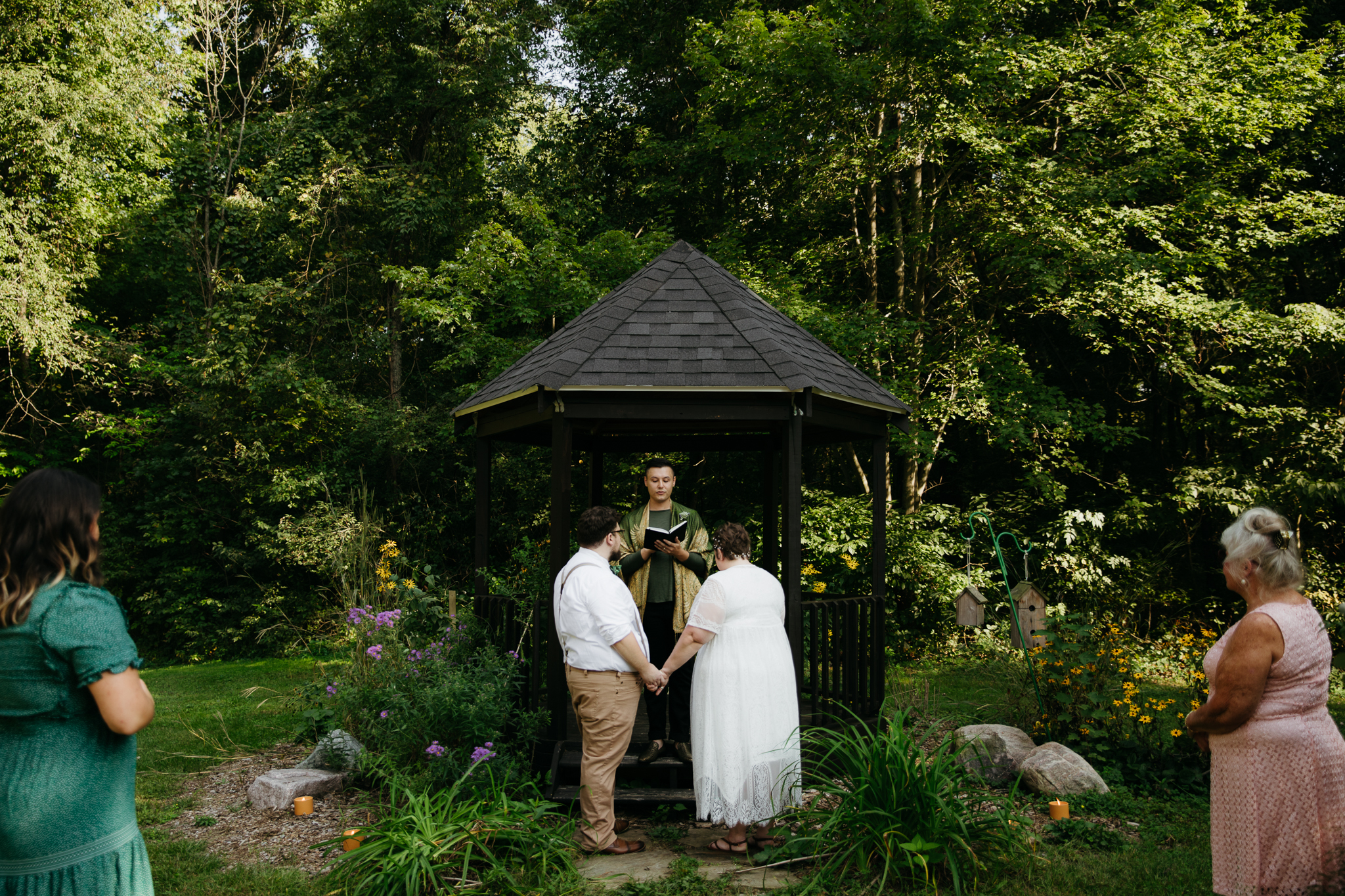 The Prettiest Outdoor Wedding Venues in Fort Wayne, Indiana || Indiana Wedding & Elopement Photography